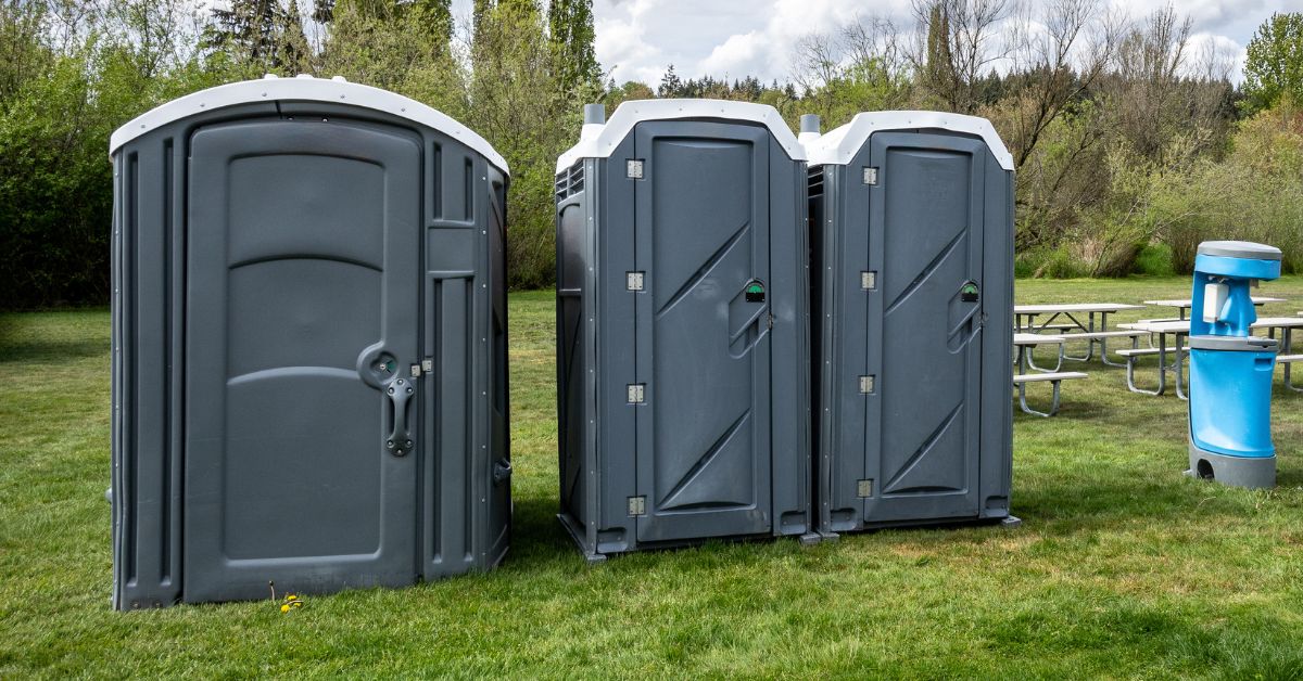 Choosing the Right Portable Restroom for an Outdoor Festival
